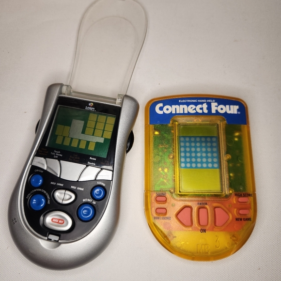 MGA Las Vegas Casino Blackjack & Connect Four Electronic Handheld LCD Game Lot - Picture 1 of 5
